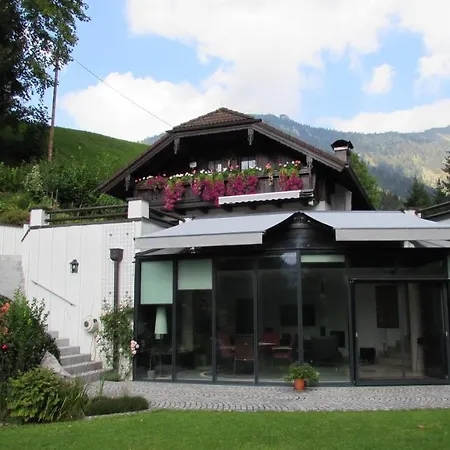 Haus In Den Bergen Lodge